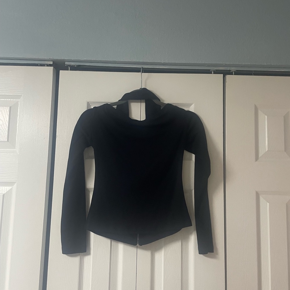 Pullover - Picture 2 of 3